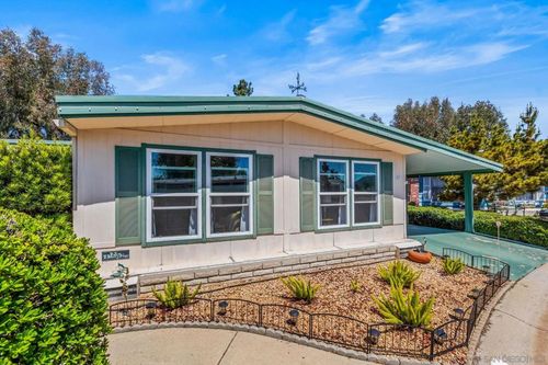 83-2250 N Broadway, Escondido, CA, 92026 | Card Image