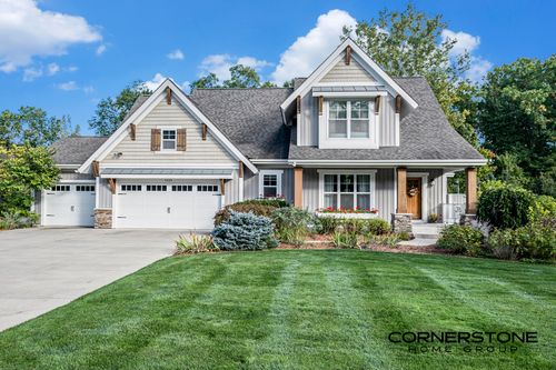 4304 Oak River Ct, Grand Rapids, MI, 49525-9317 | Card Image