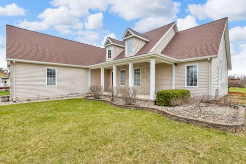 10508 Keane Dr, Grass Lake, MI, 49240-8803 | Card Image