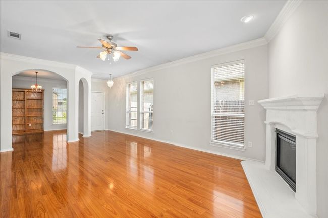 5924 Center Ridge Dr, House other with 3 bedrooms, 2 bathrooms and null parking in Fort Worth TX | Image 5