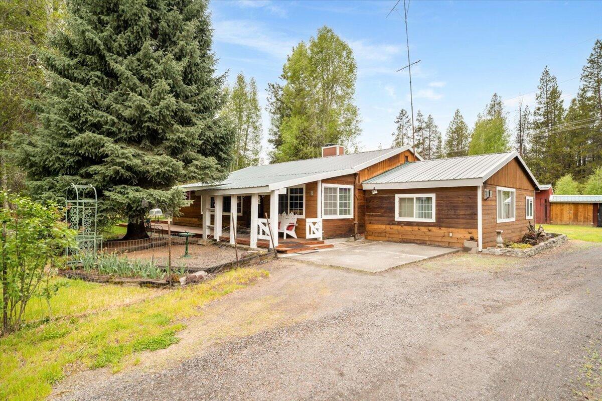 Highway 97 , Gilchrist, OR 97737