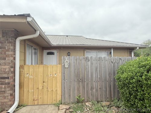 apt-22-101 Doris Dr, Sallisaw, OK, 74955-5432 | Card Image