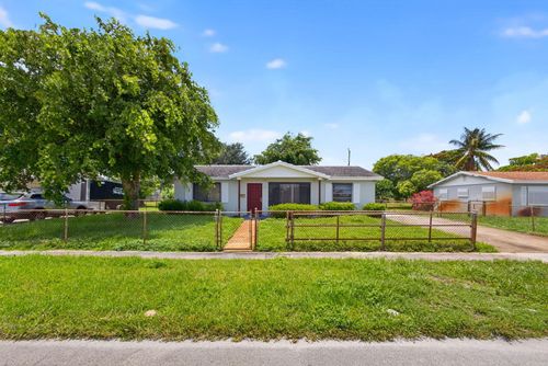 2251 Avenue H E, Riviera Beach, FL, 33404-4337 | Card Image