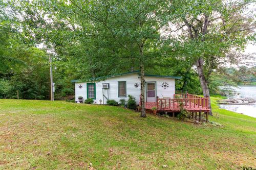 19899 Southside Cir, Winona, TX, 75792-6735 | Card Image