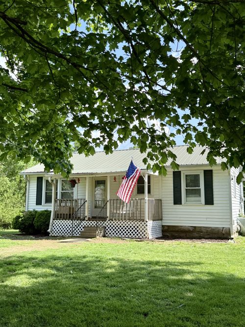 449 Halls Mill Rd, Shelbyville, TN, 37160-6014 | Card Image
