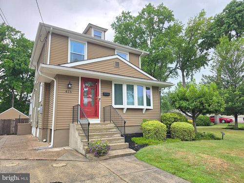 415 Gaskill Ave, MOUNT EPHRAIM, NJ, 08059-1004 | Card Image