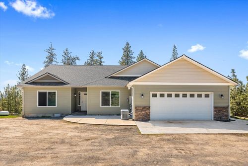 5521C Happy Hill Rd, Tumtum, WA, 99034-9703 | Card Image
