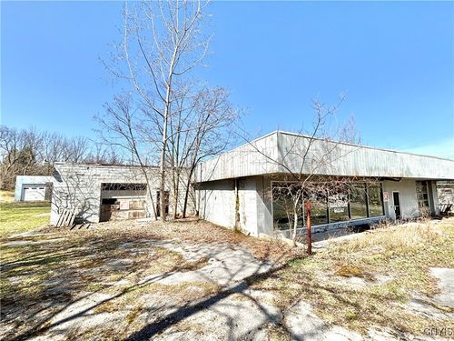 143 Grant Avenue, Auburn, NY, 13021 | Card Image