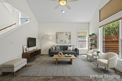 34-301 W Stassney Ln, Austin, TX, 78745-3197 | Card Image