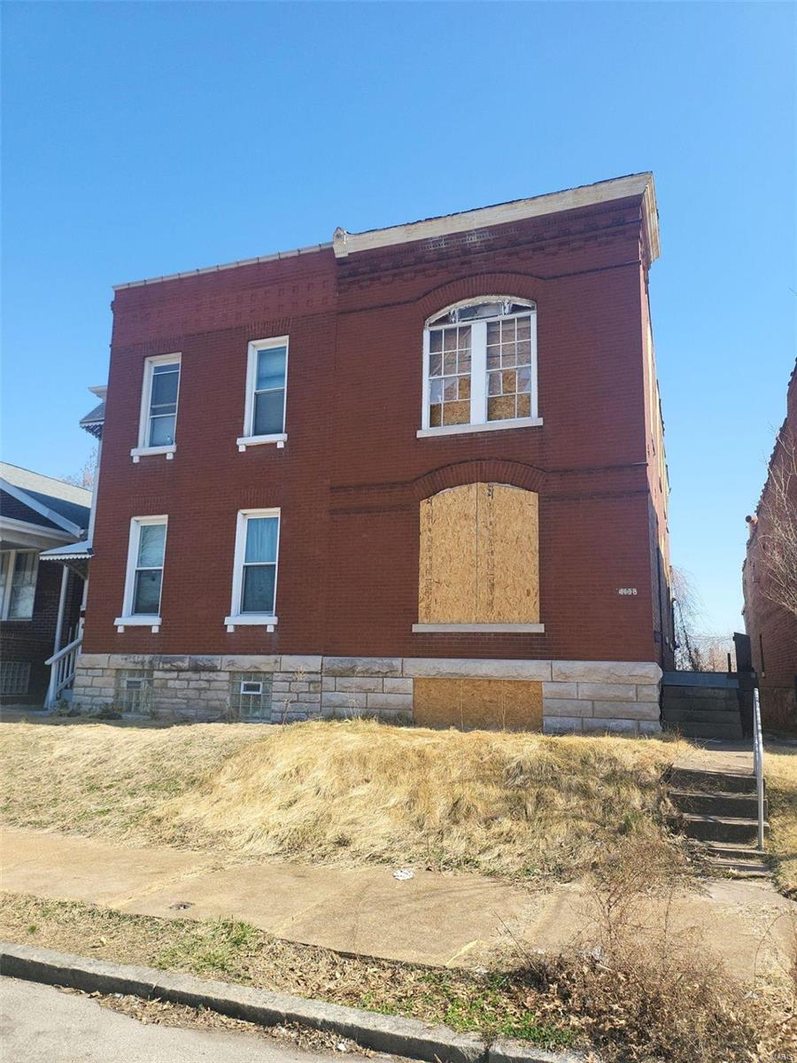 Iowa Ave, Saint Louis, MO 63118