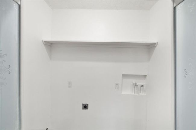 227 Carroll St, House other with 4 bedrooms, 2 bathrooms and 1 parking in San Antonio TX | Image 15