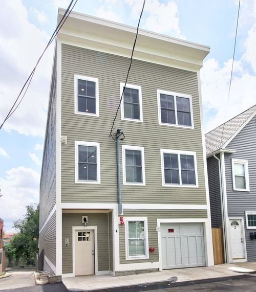 4-4 Kemp St, Boston, MA, 02127-3638 | Card Image