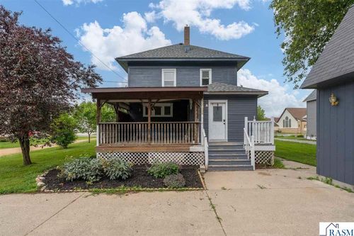 240 Cleveland Ave W, Winnebago, MN, 56098-1024 | Card Image