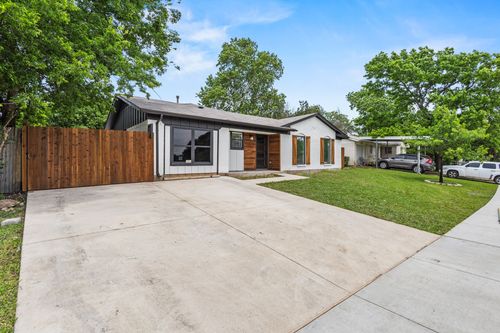 14409 Horseshoe Trl, Balch Springs, TX, 75180-4161 | Card Image