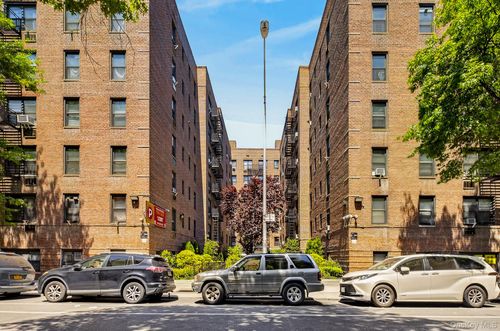 408-132-35 Sanford Ave, Flushing, NY, 11355-4360 | Card Image