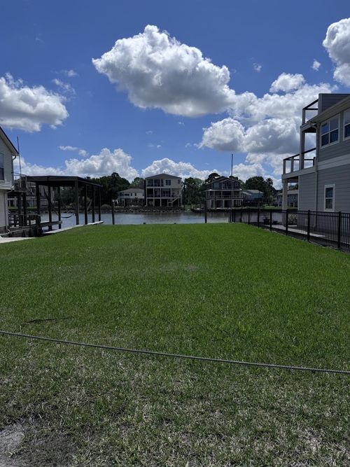 2112 Fenwood St, Kemah, TX, 77565-2116 | Card Image