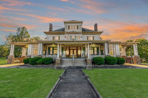 1266 National Pike Road, Hopwood, PA, 15445 | Card Image