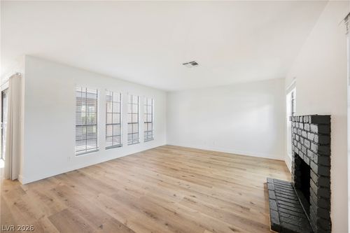 501 Buttonwood Ln, Las Vegas, NV, 89107-1035 | Card Image