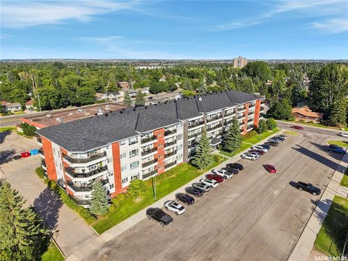 308-102 Kingsmere Place, Saskatoon, SK, S7J2K3 | Card Image