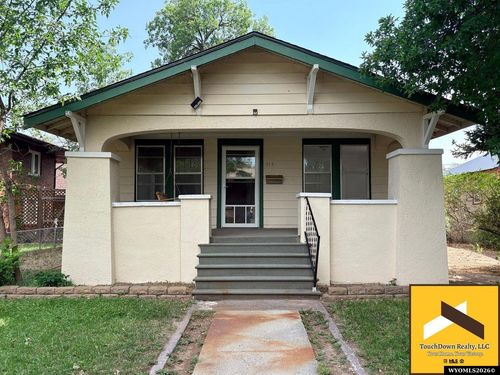 513 Park Ave, Riverton, WY, 82501-3652 | Card Image