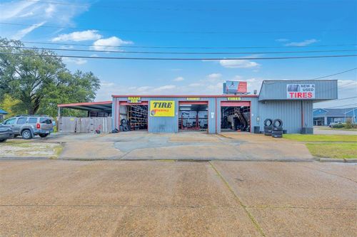 1301 E Prien Lake Rd, Lake Charles, LA, 70601-8853 | Card Image
