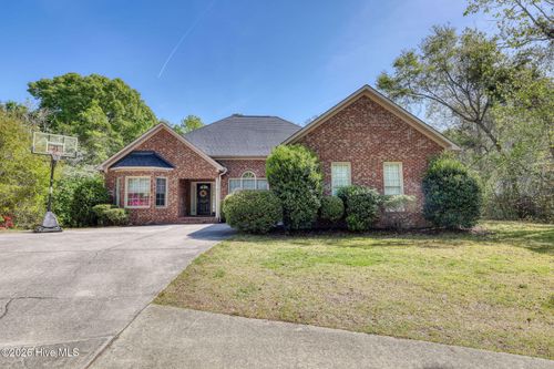 218 Hickory Ln, Hampstead, NC, 28443-2531 | Card Image