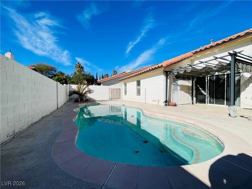 8649 Trafalgar Dr, Las Vegas, NV, 89117-2343 | Card Image