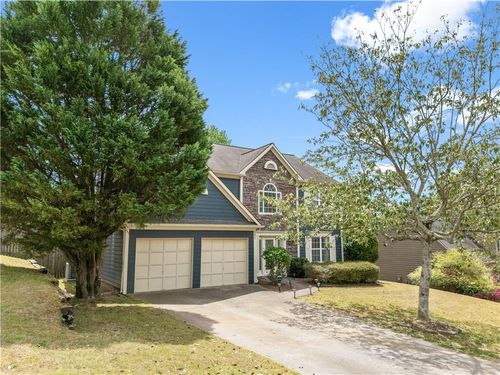 542 Staghorn Ln, Suwanee, GA, 30024-4138 | Card Image
