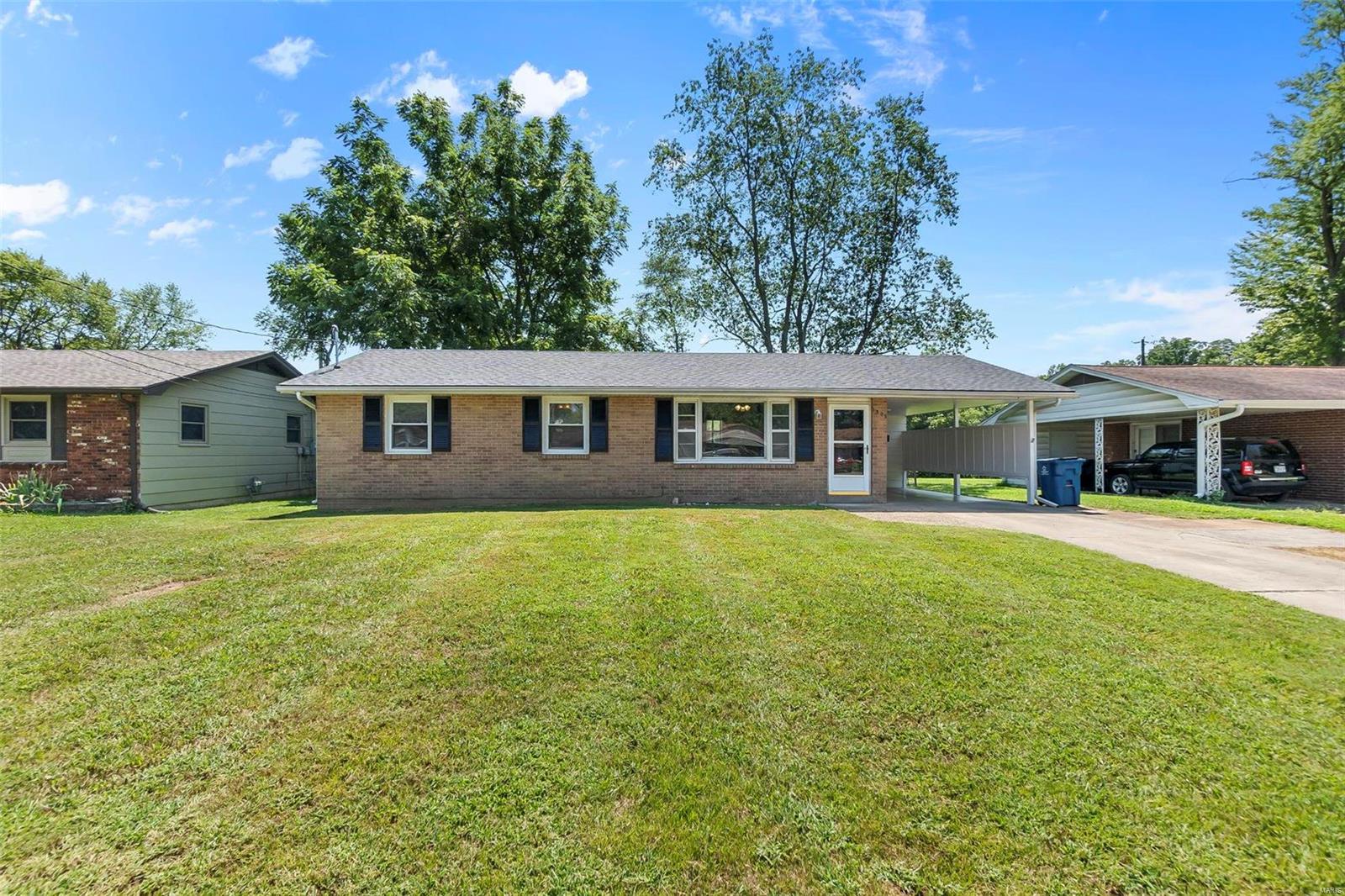 Perkins St, Scott City, MO 63780