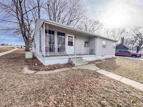 300 S 1st Ave Avenue, Brandon, SD, 57005 | Card Image