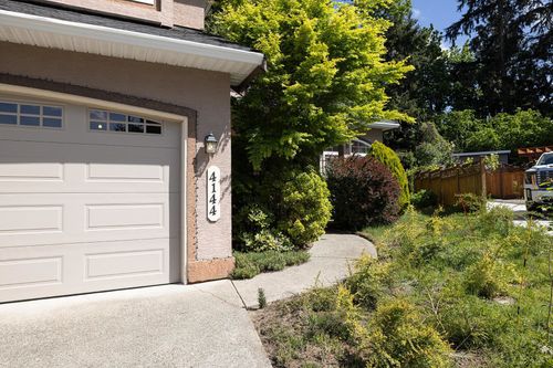 4144 Belanger Dr, Abbotsford, BC, V3G1K3 | Card Image
