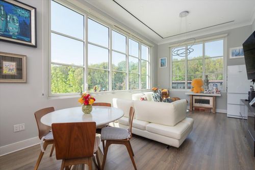 unit-1042-100 Garvies Point Rd, Glen Cove, NY, 11542-5007 | Card Image