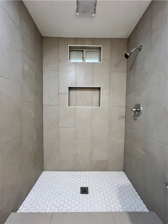 201 Monterrey St, House other with 4 bedrooms, 2 bathrooms and null parking in Alice TX | Image 20
