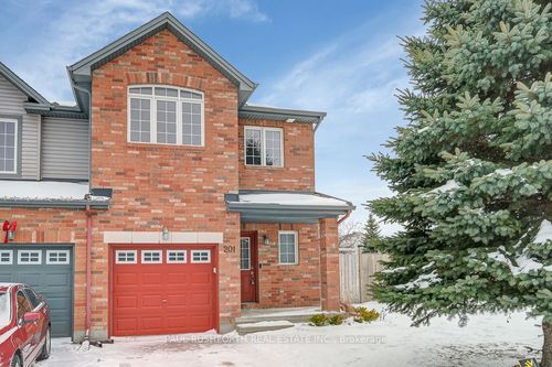 201 Opus St, Kanata, ON, K2S0J2 | Card Image