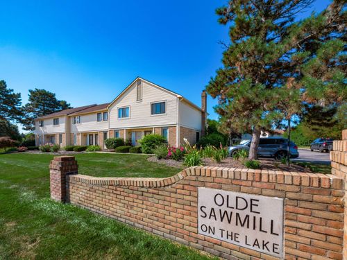 2717 Summer Dr, Dublin, OH, 43016-9168 | Card Image