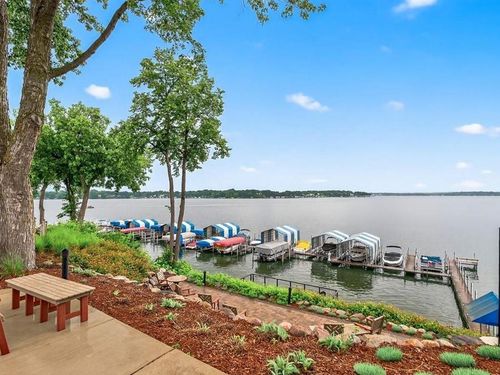 111-4387 Wilshire Blvd, Mound, MN, 55364-1900 | Card Image