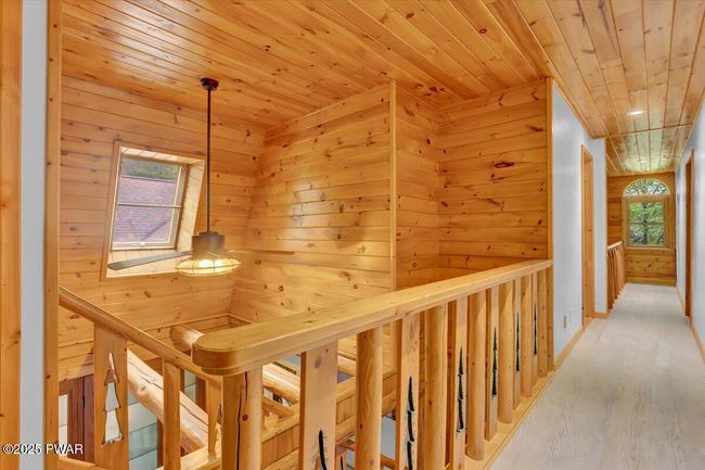 Upper Level | Image 41