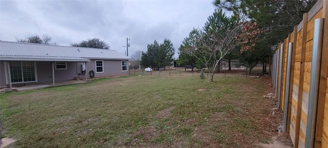 195 Cardinal Dr, House other with 3 bedrooms, 2 bathrooms and 6 parking in Paige TX | Image 23