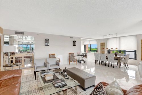 apt-368-20090 Boca West Dr, Boca Raton, FL, 33434-5209 | Card Image