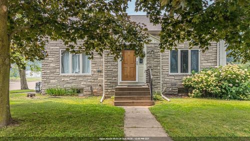 1517 Division Street, NEW LONDON, WI, 54961 | Card Image