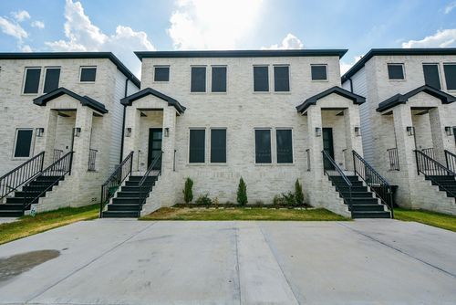 a-3712 Easy St, Houston, TX, 77026-4144 | Card Image