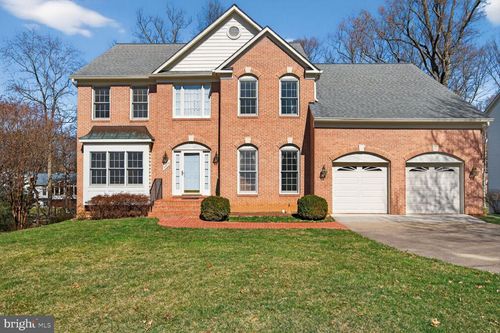 9910 Rustic Rail Ln, VIENNA, VA, 22181-5375 | Card Image