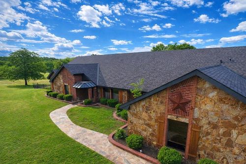 106 Quail Run Rd, Seminole, OK, 74868-9466 | Card Image