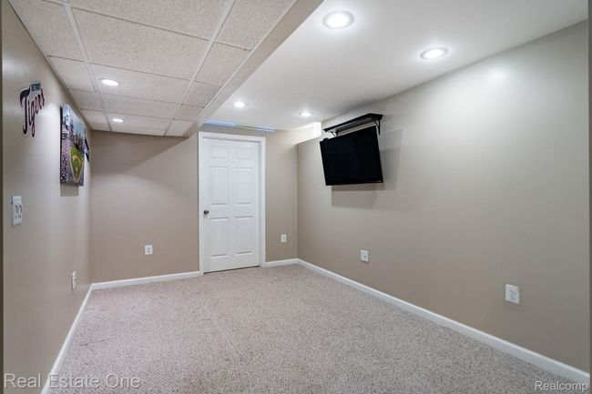 28-web-or-mls-438 Oakgrove Ct-28.jpg | Image 23