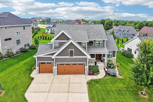 1048 Brynhill Dr, Oregon, WI, 53575-3894 | Card Image