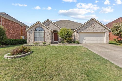 632 Delores Dr, Grand Prairie, TX, 75052-4851 | Card Image