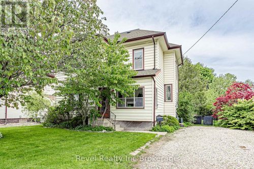91 Canterbury St, Ingersoll, ON, N5C1C7 | Card Image