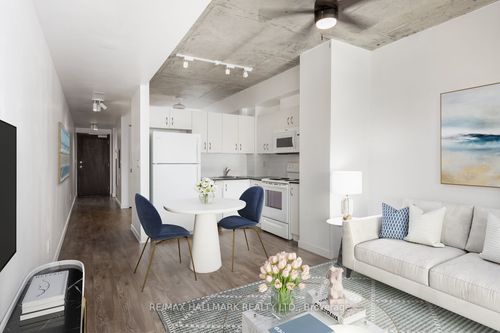 608-285 Mutual St, Toronto, ON, M4Y3C5 | Card Image