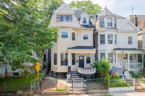 235 S 7th St, Newark, NJ, 07103-2412 | Card Image