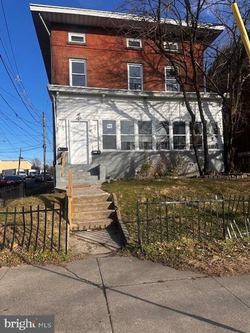 2-206 Pennington Ave, Trenton, NJ, 08618-3607 | Card Image